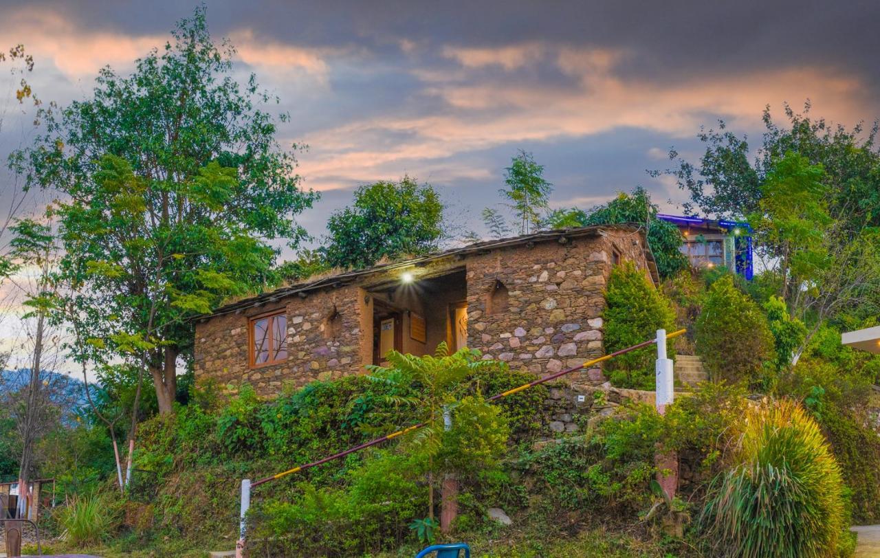 Lahermitage Resort Lansdowne Ngoại thất bức ảnh