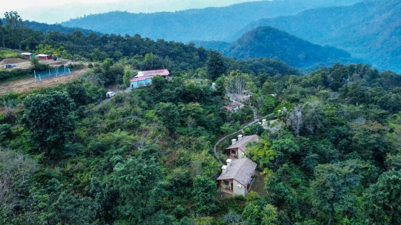 Lahermitage Resort Lansdowne Ngoại thất bức ảnh