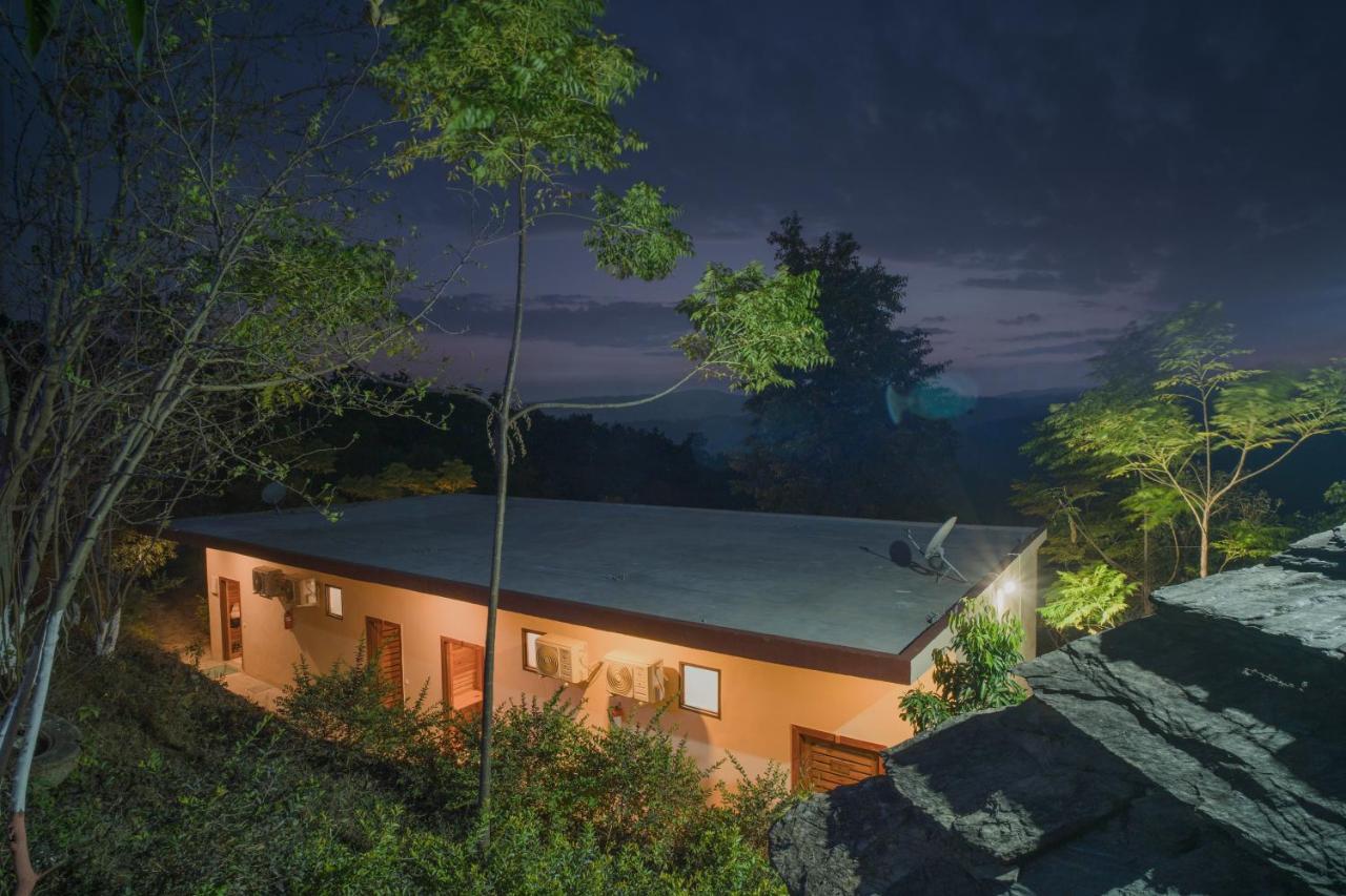 Lahermitage Resort Lansdowne Ngoại thất bức ảnh