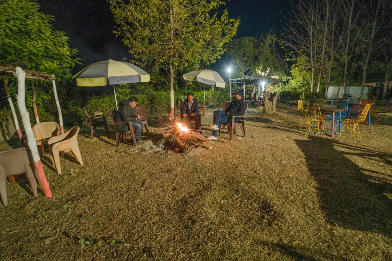 Lahermitage Resort Lansdowne Ngoại thất bức ảnh