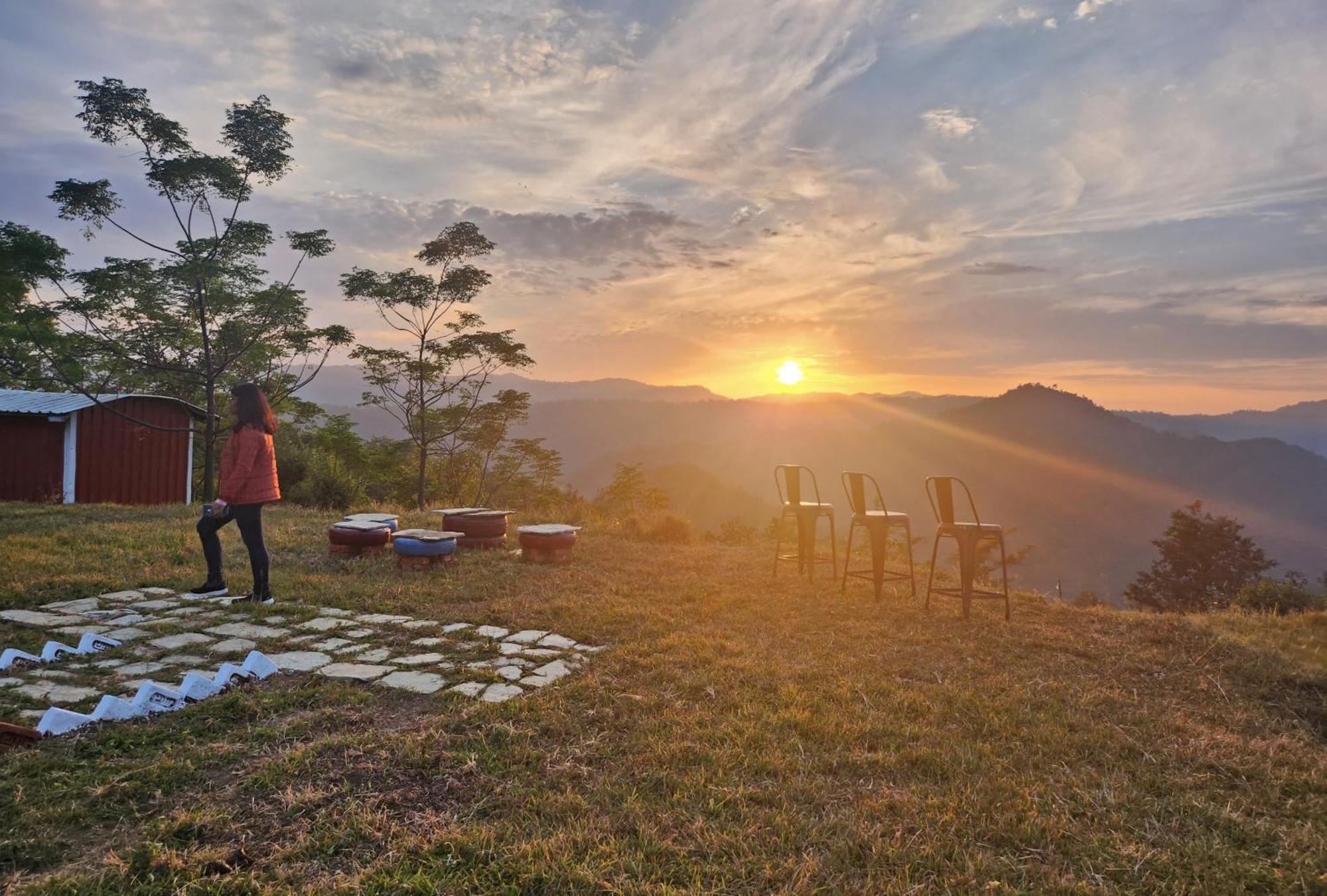 Lahermitage Resort Lansdowne Ngoại thất bức ảnh