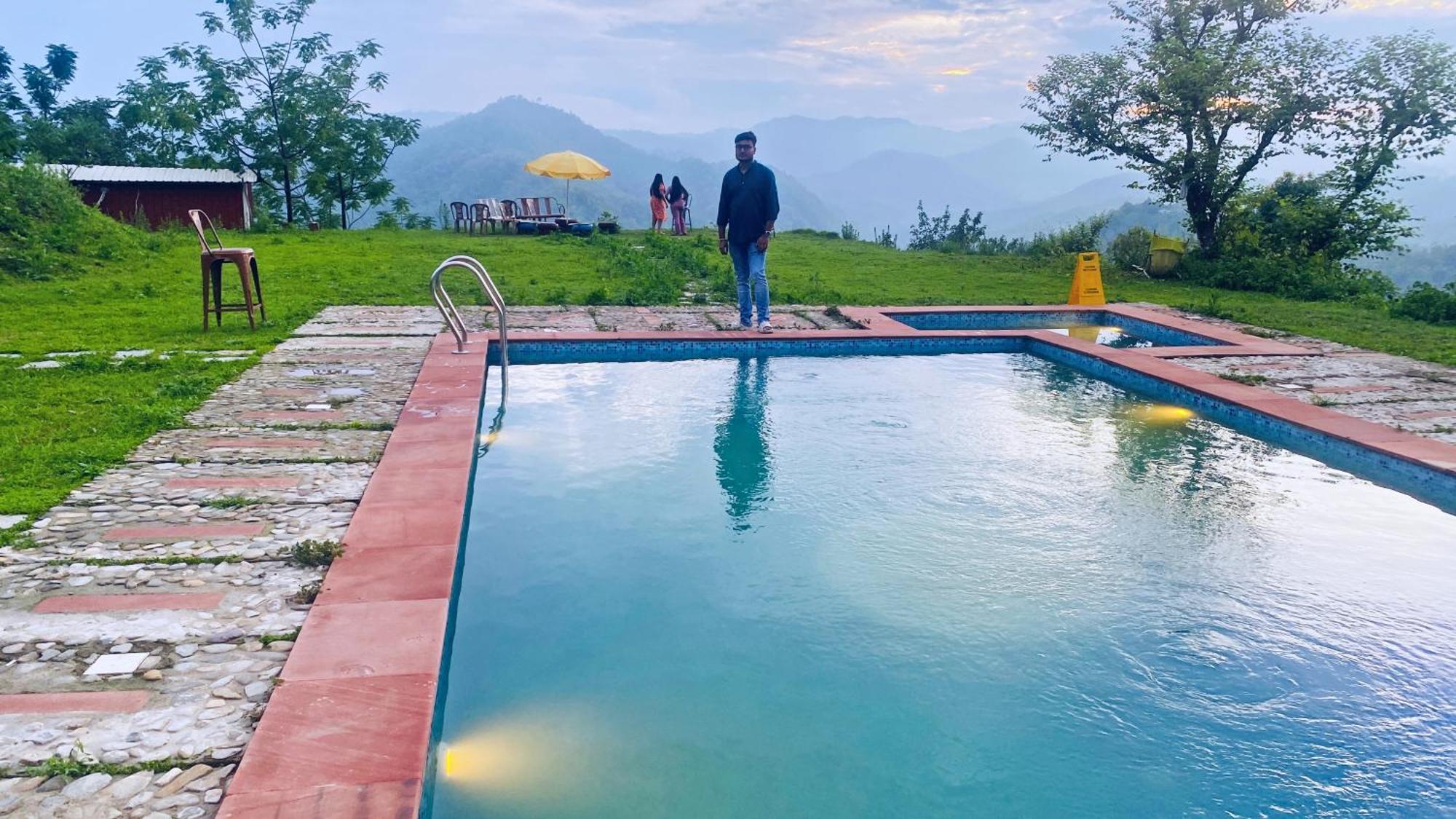Lahermitage Resort Lansdowne Ngoại thất bức ảnh