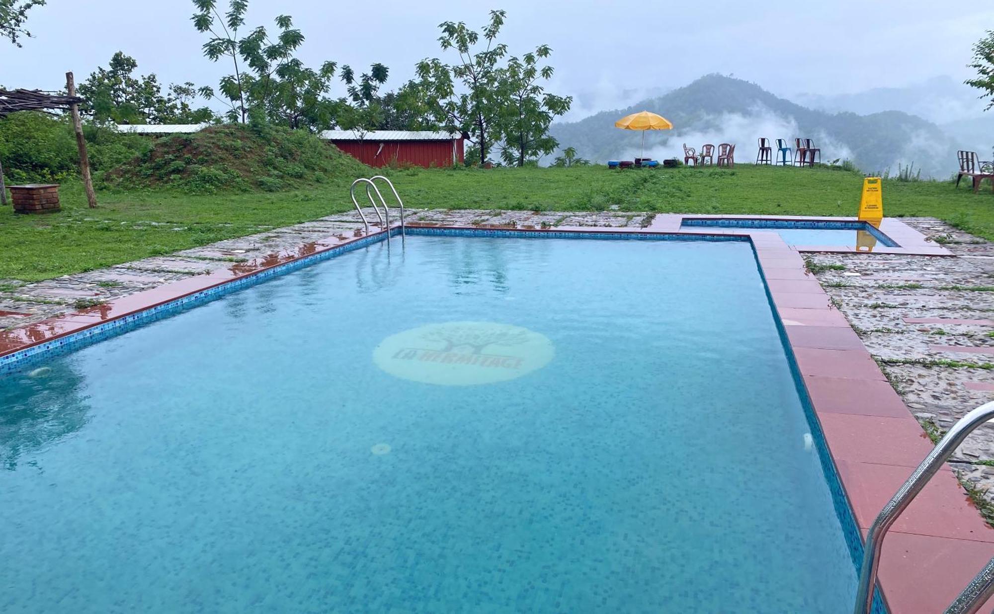 Lahermitage Resort Lansdowne Ngoại thất bức ảnh