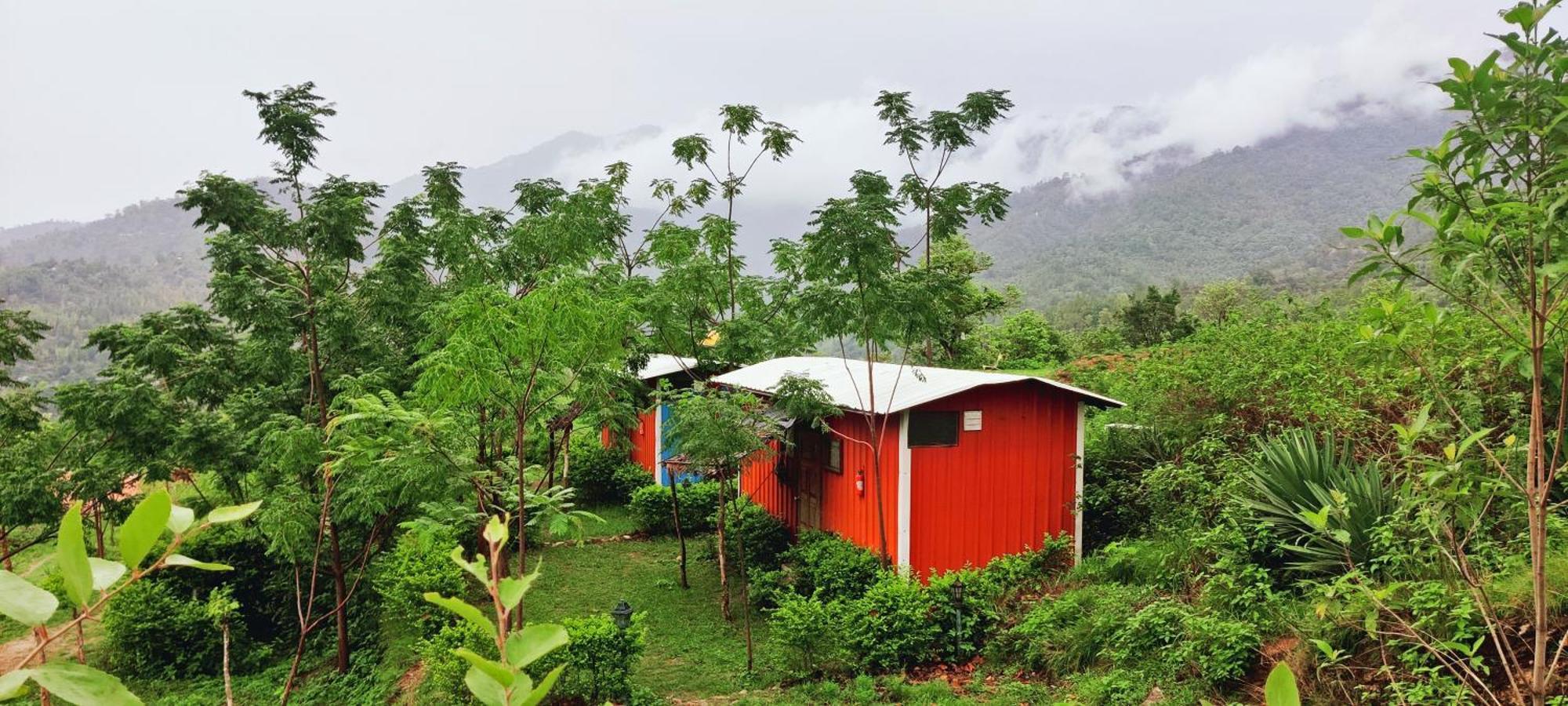 Lahermitage Resort Lansdowne Ngoại thất bức ảnh