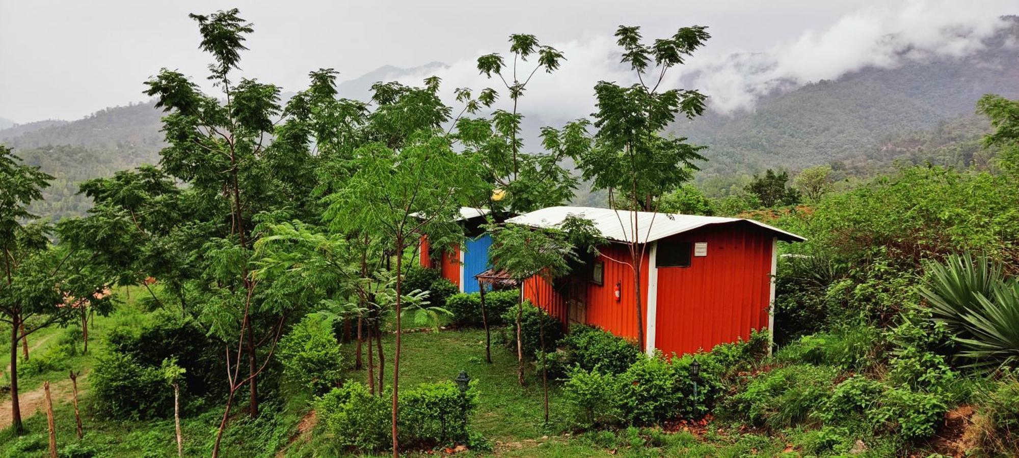 Lahermitage Resort Lansdowne Ngoại thất bức ảnh